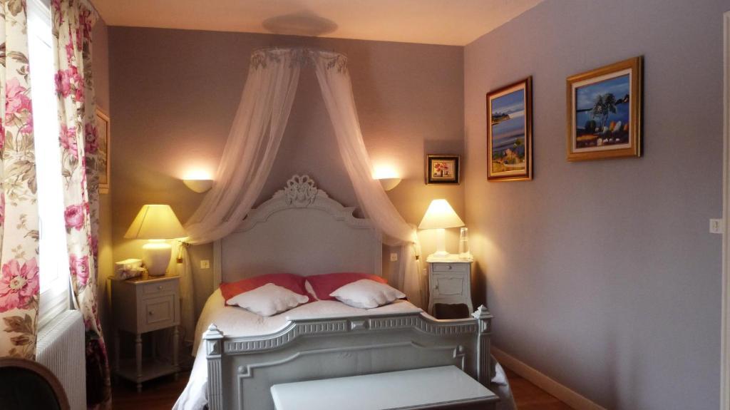 Le Jardin De Marie-Jeanne Bed & Breakfast Achy Стая снимка